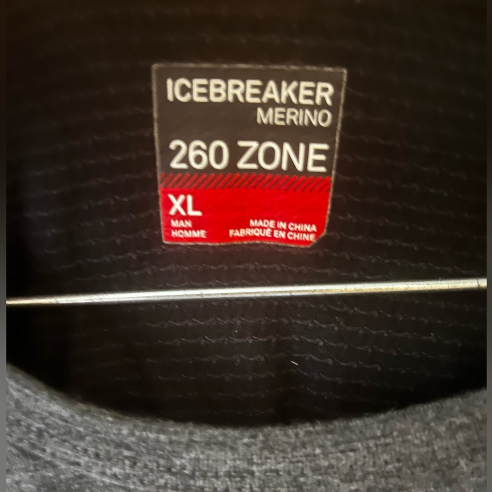 Icebreaker Men’s 260 thermal tech crewneck base layer
